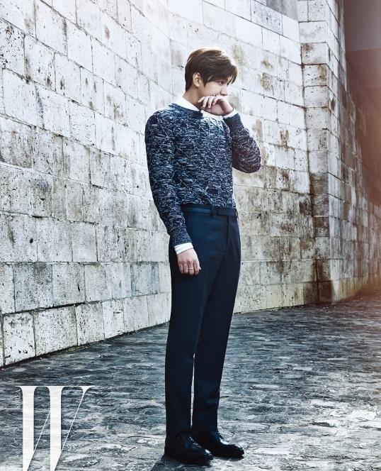 长腿欧巴李敏镐迎生日 回顾写真帅照