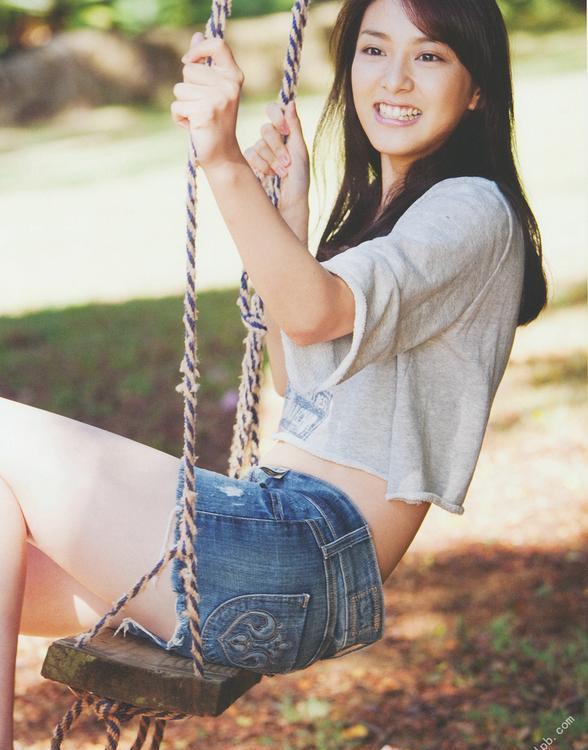 日本当红小花武井咲清新写真 娇俏动人