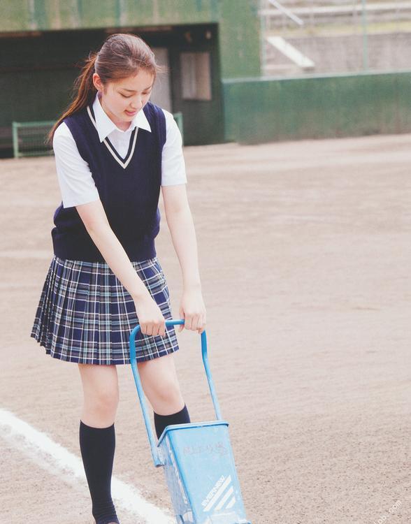 日本当红小花武井咲清新写真 娇俏动人