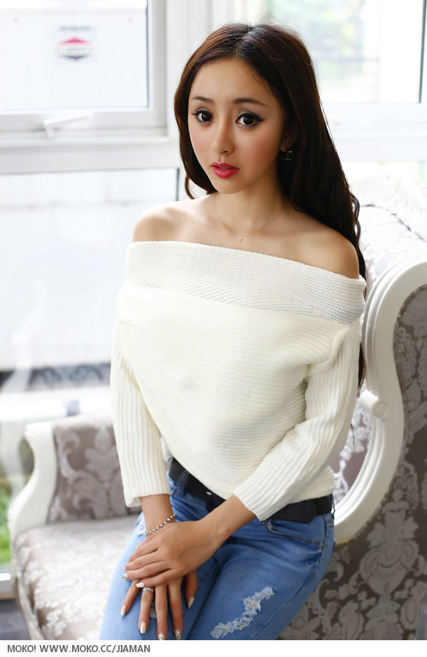 清纯俏皮嫩模气质写真