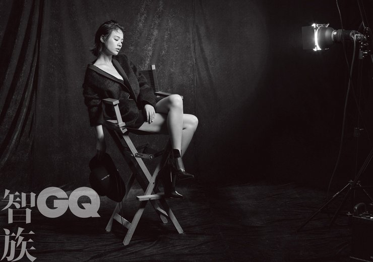 马思纯登时尚杂志 展现狂野一面