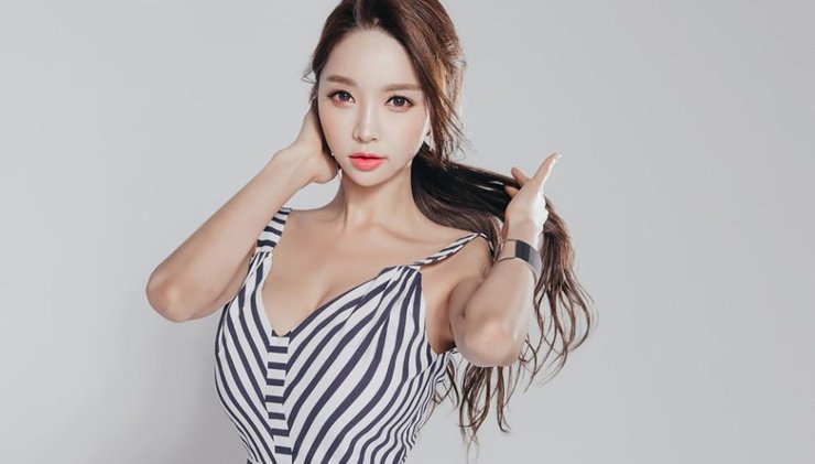 韩国美模轻熟气质 写真大片优雅