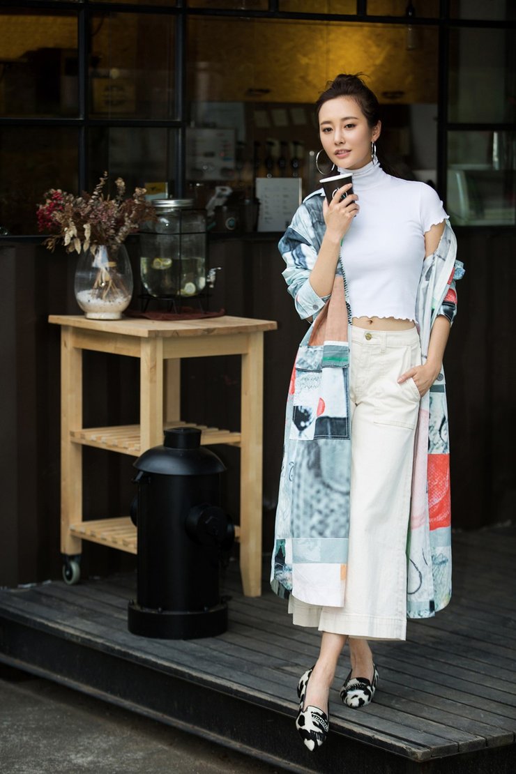 李纯曝时尚杂志写真大片