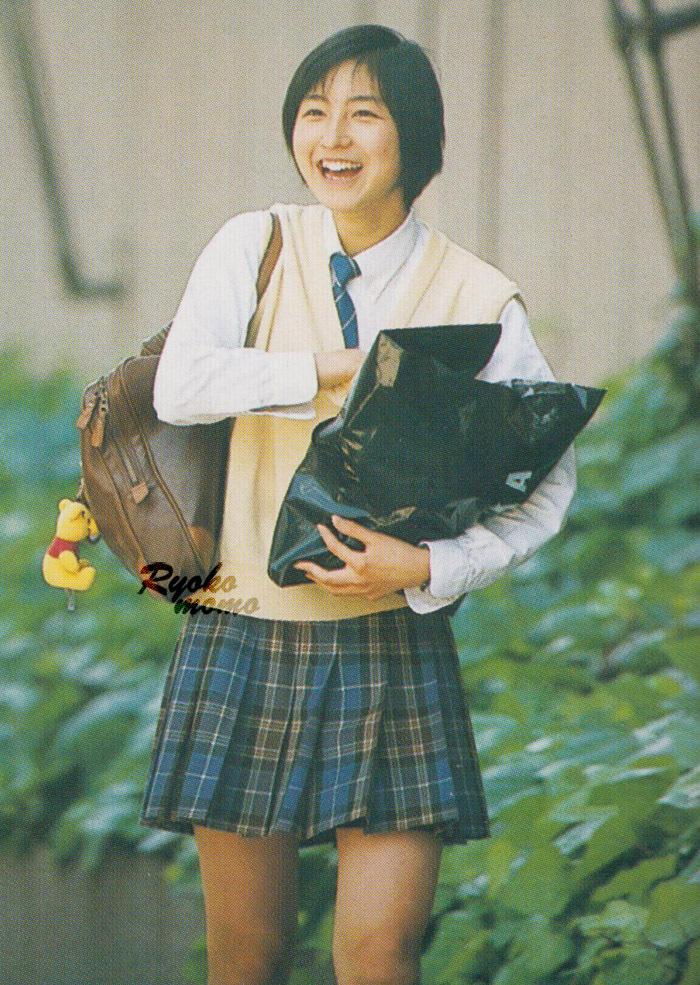 广末凉子学生时期青涩照曝光 俊俏美丽