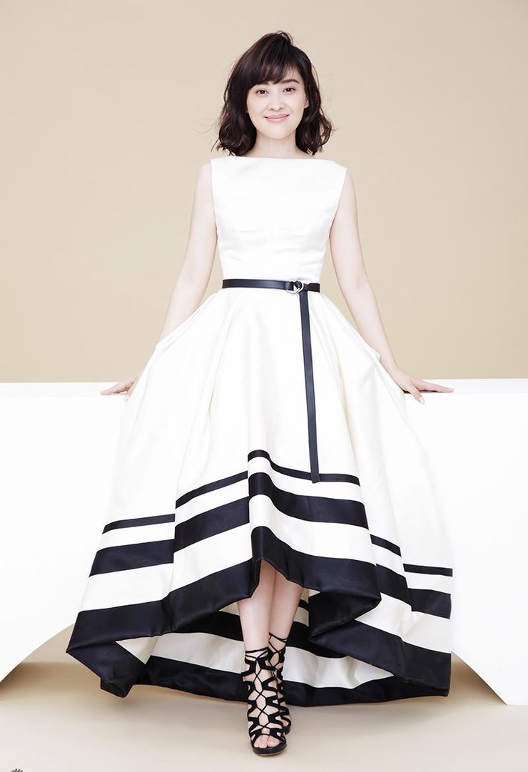 梅婷大胆露长腿 气质辣妈瘦身美出新高度