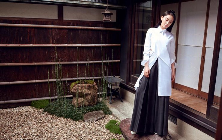 张馨予中性干练风 帅气撩妹荷尔蒙爆棚