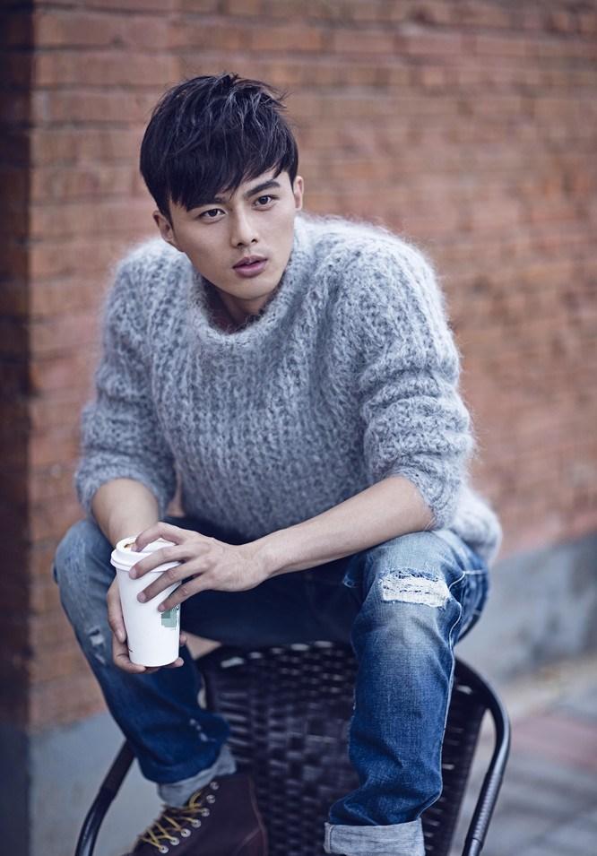 叶祖新最新时尚性感写真曝光