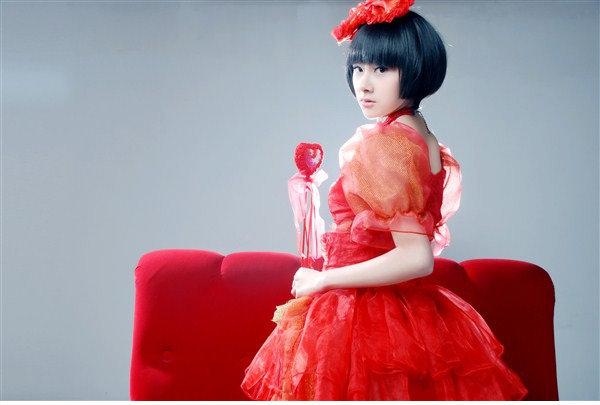 曹曦月可爱性感秀大长腿