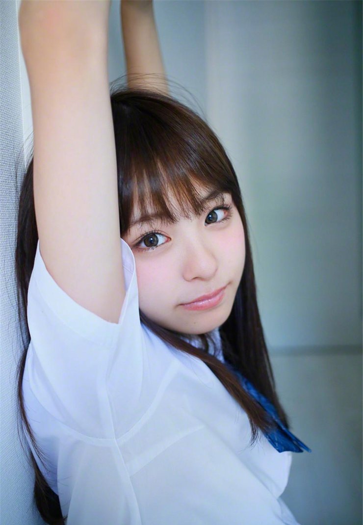 佐藤丽奈俏皮写真 穿制服似学生妹