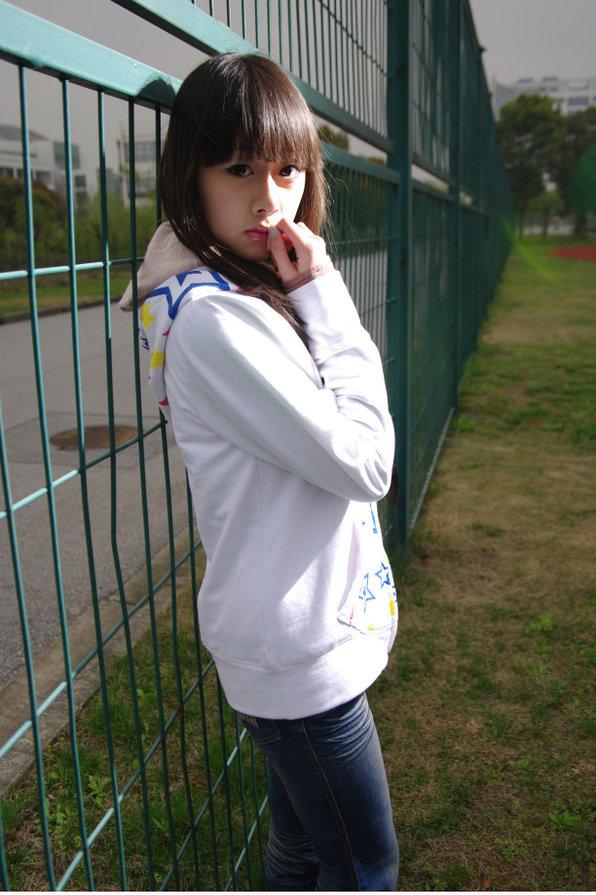 曹曦月可爱性感秀大长腿