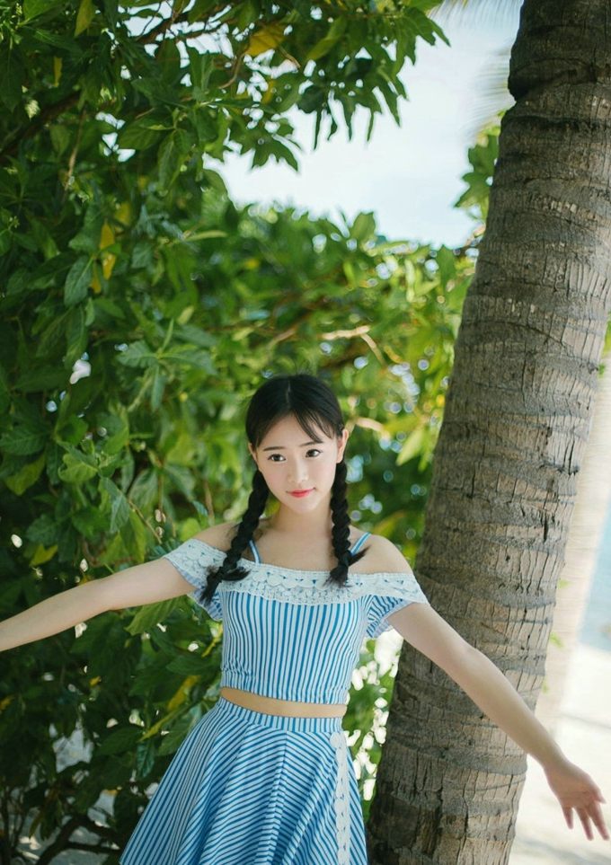 蓝裙美少女青春阳光非主流私拍套图