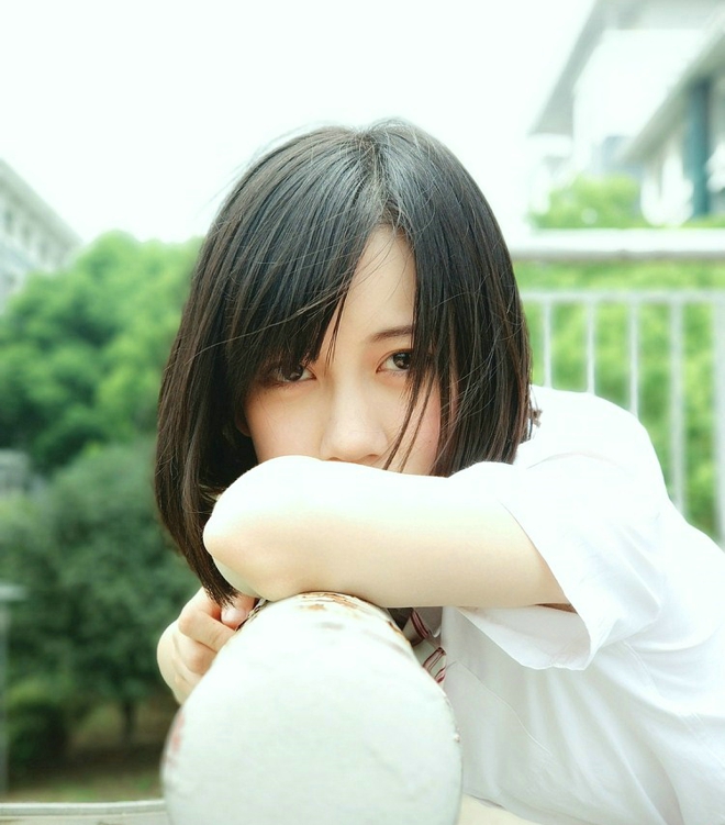 日系学生校服美女甜美娇巧唯美写真