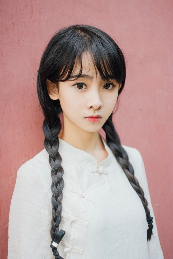 美女民国长裙户外娇巧甜美靓丽唯美写真