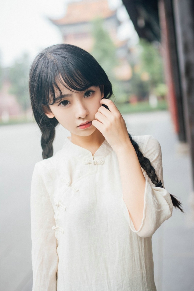 美女民国长裙户外娇巧甜美靓丽唯美写真