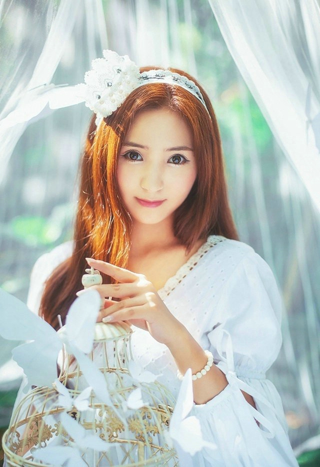 亚洲美女徐冬冬唯美恬静写真照片