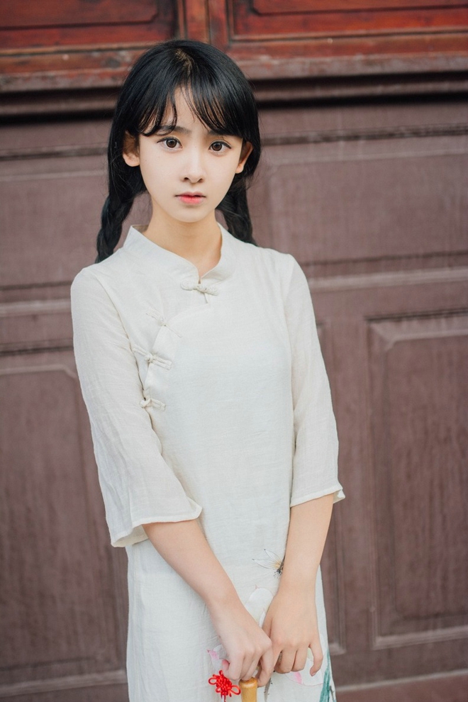 美女民国长裙户外娇巧甜美靓丽唯美写真