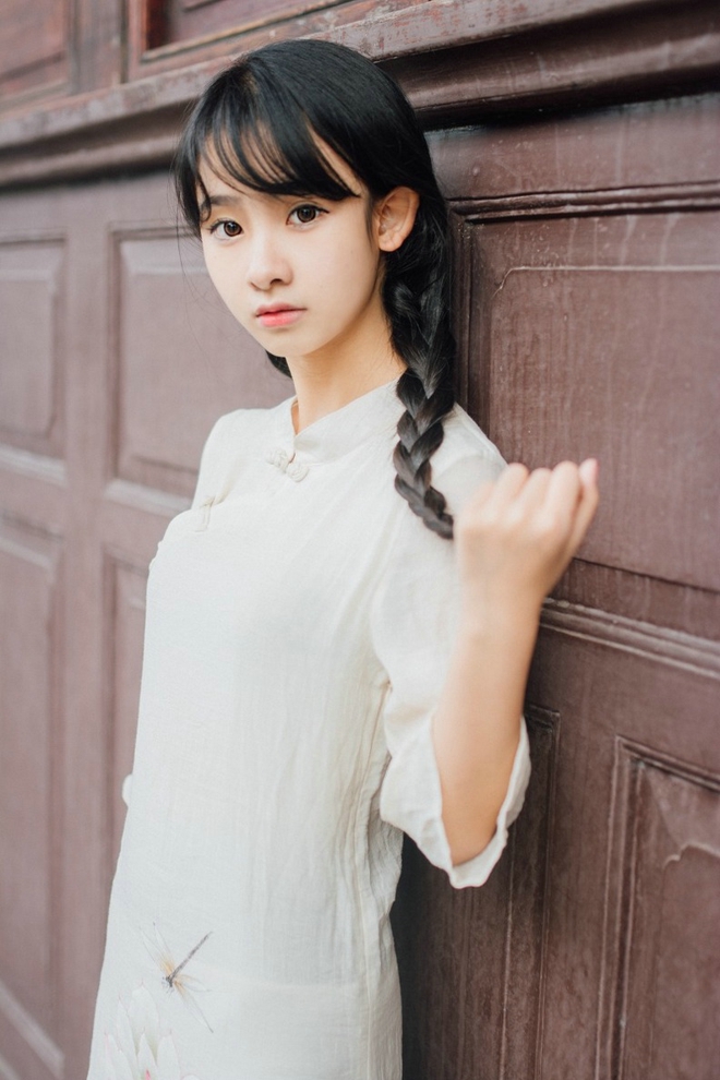 美女民国长裙户外娇巧甜美靓丽唯美写真