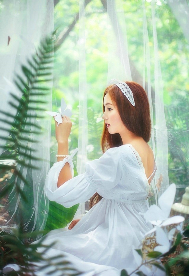 亚洲美女徐冬冬唯美恬静写真照片