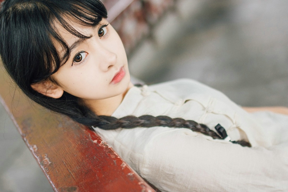 美女民国长裙户外娇巧甜美靓丽唯美写真