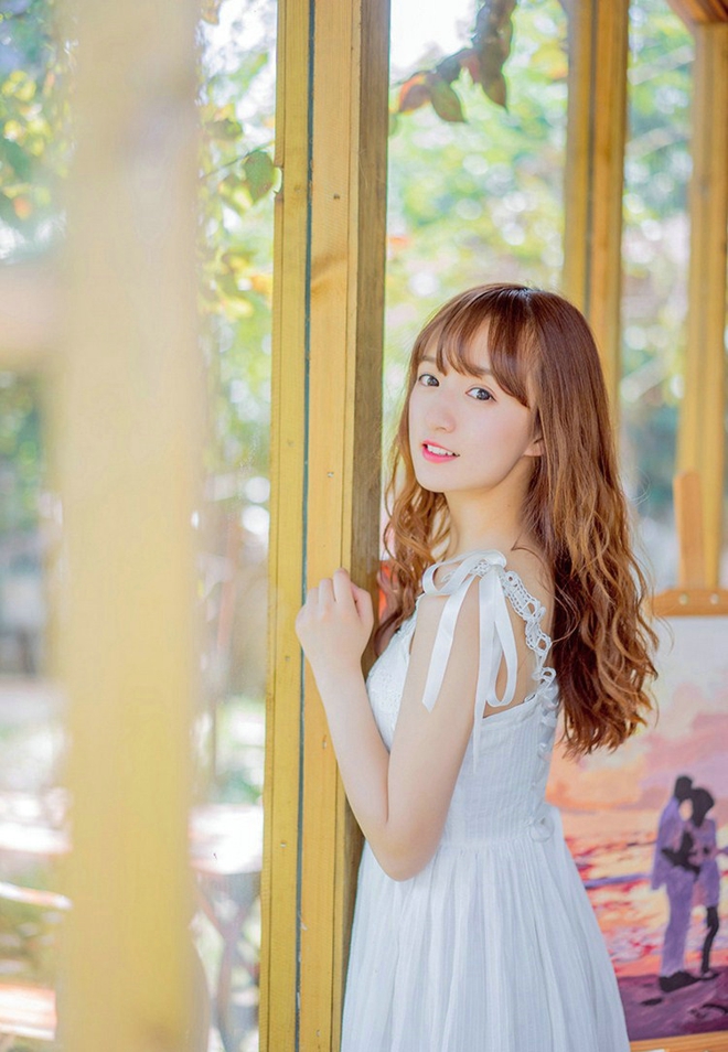 爱邻家小清新美女娇嫩写真