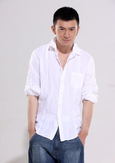 郭家铭秋日暖帅写真 文艺清新气质浓厚