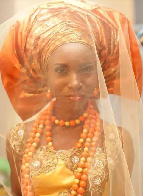 20国传统婚纱大合集，和风、欧系 这里一定有你的菜