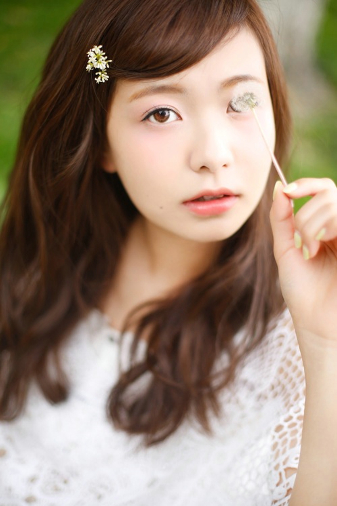 清纯可爱长发妹纸清甜可人正能量写真照