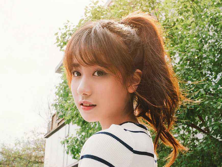 清纯美少女小清新户外写真电脑桌面壁纸