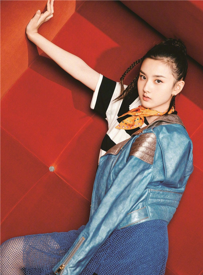 宋祖儿最新封面大片好一个清秀佳人