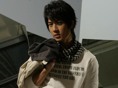 吴尊帅气写真图片