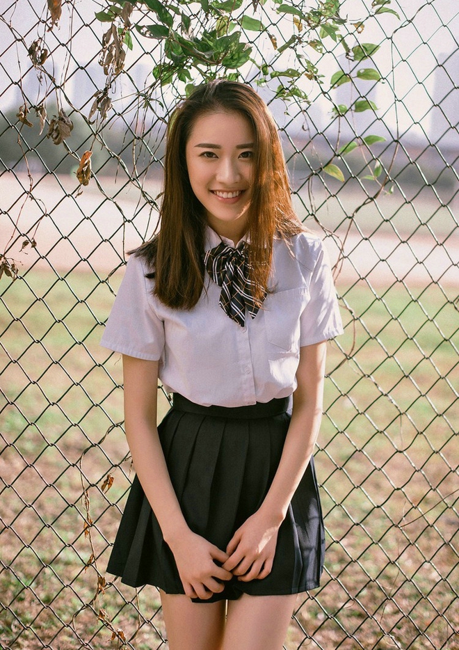 校园美女清新甜美唯美写真