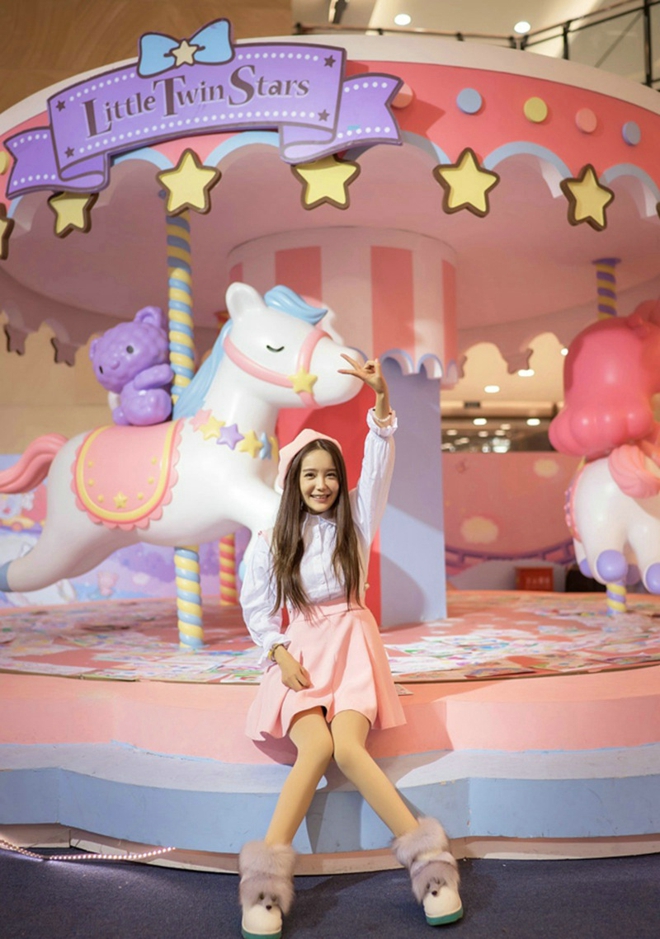 漂亮清纯美少女气质清新惹火私拍写真