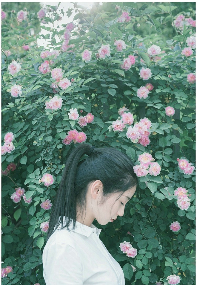 清新可爱美女盛夏街拍阳光俏皮唯美写真