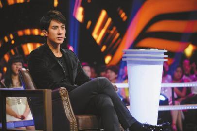 吴尊帅气写真图片