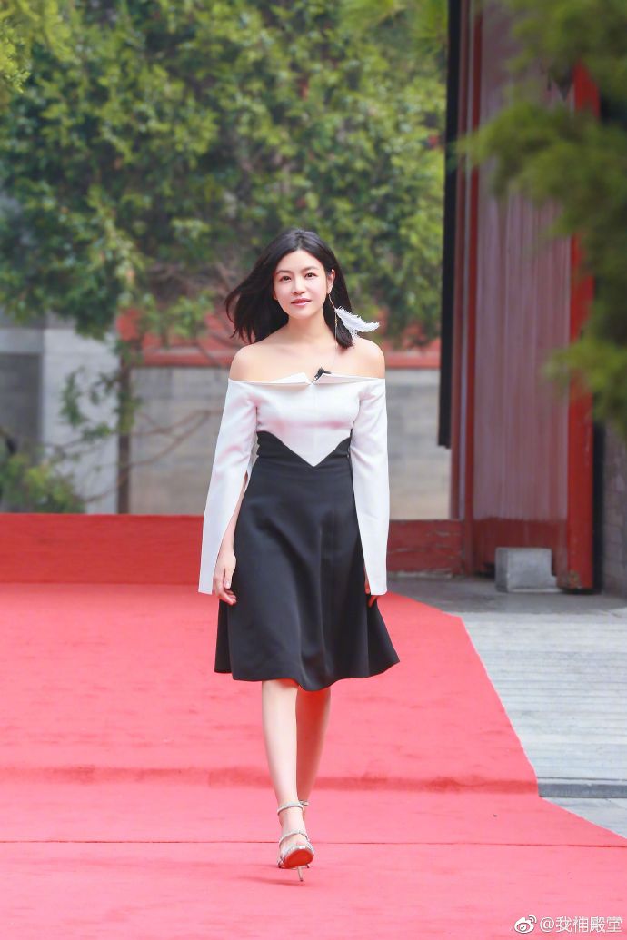 我们来了陈妍希辣妈也能这么可爱