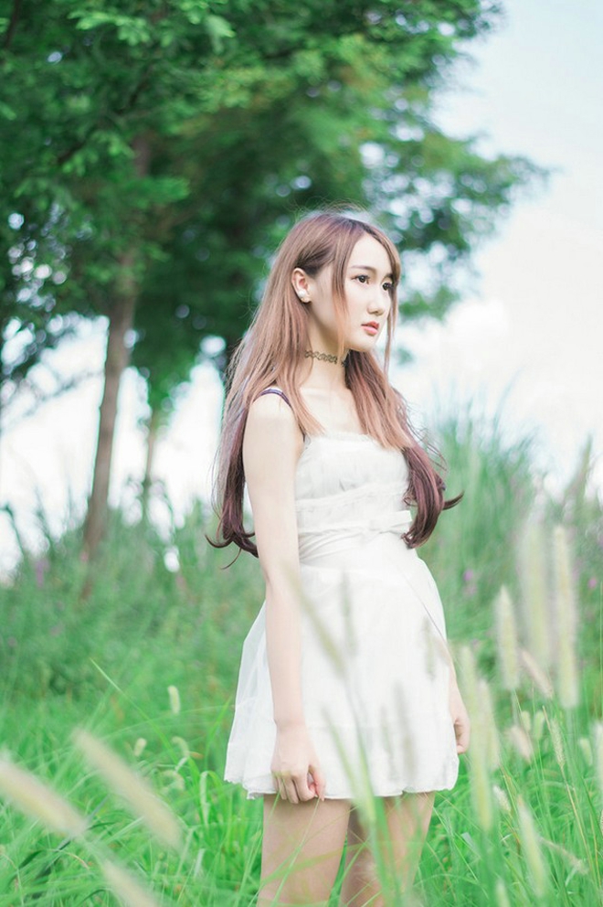 氧气美女午后阳光俏皮可爱靓丽写真