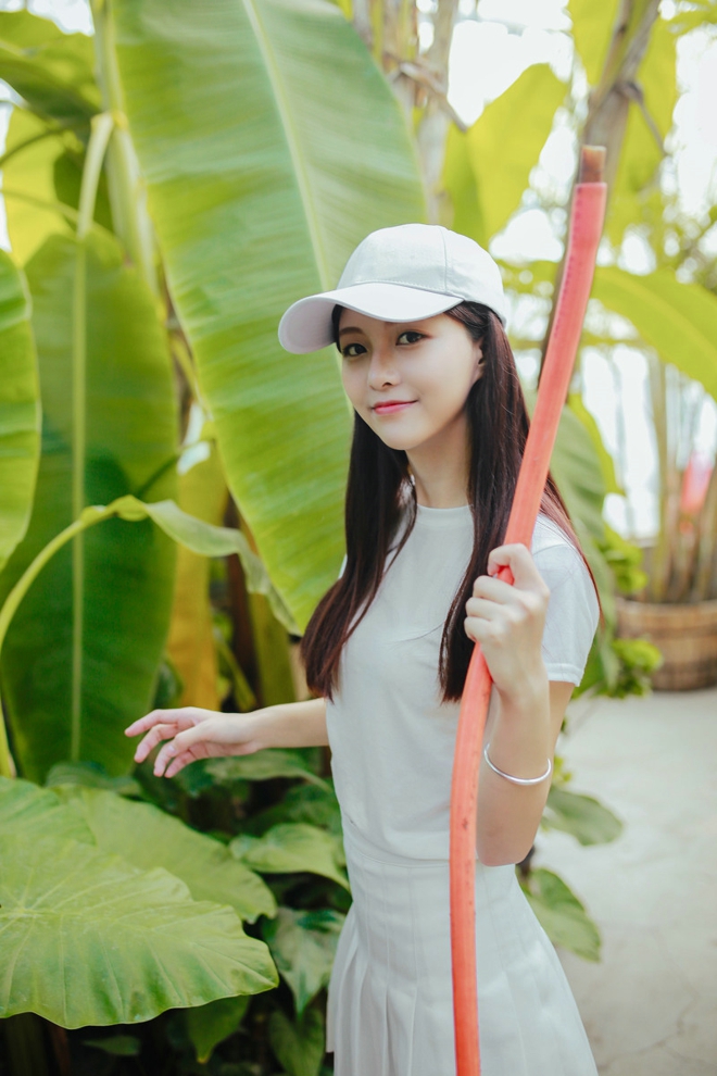 气质美女甜美笑容清纯正能量写真