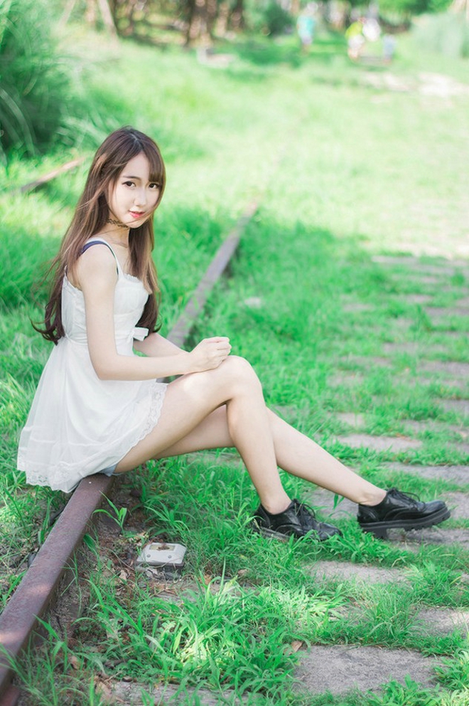 氧气美女午后阳光俏皮可爱靓丽写真