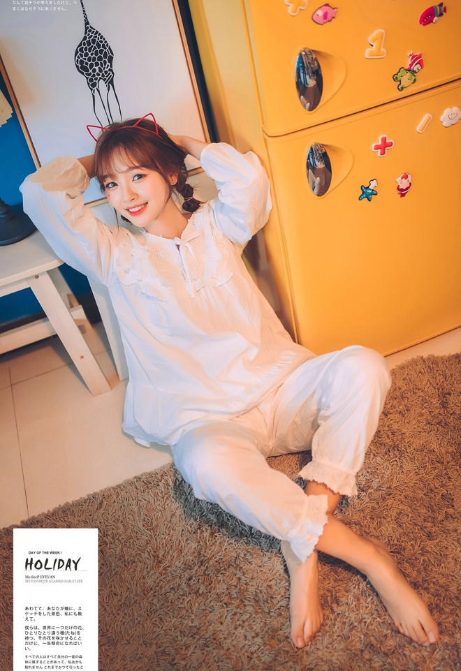 清纯可爱娃娃脸稚气少女生活写真