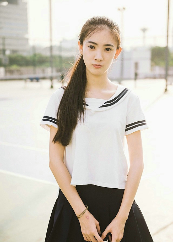 网球美女活力四射精美写真套图