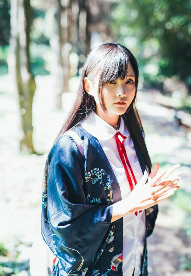 秀气迷人校园学生美眉