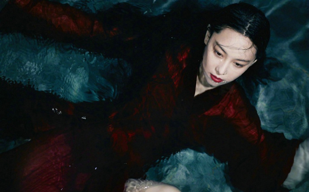 张馨予夏日清凉大片写真