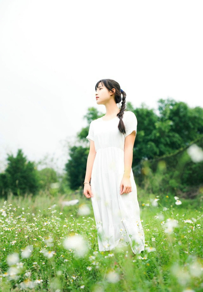 美女长相似奶茶妹妹写真