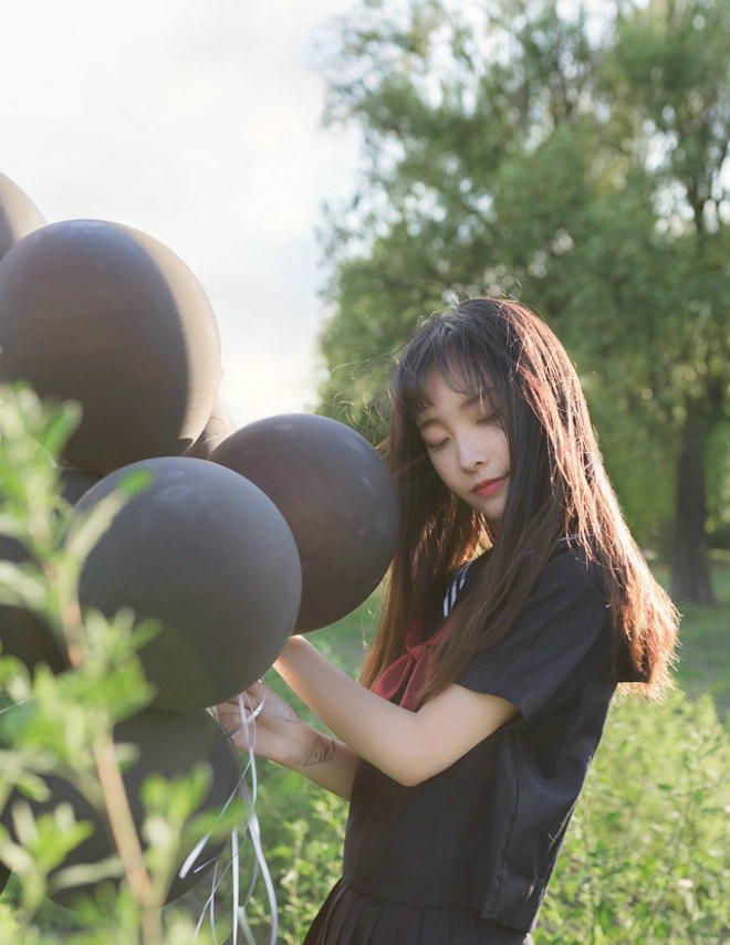 嗨森校服美女乌黑长发美女写真