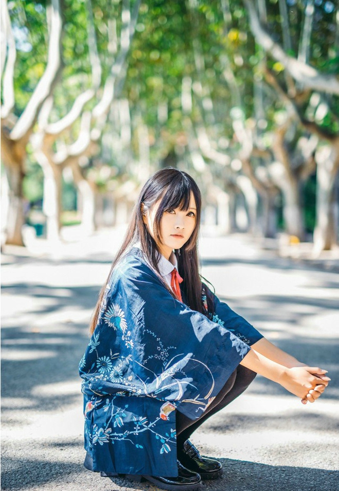 秀气迷人校园学生美眉