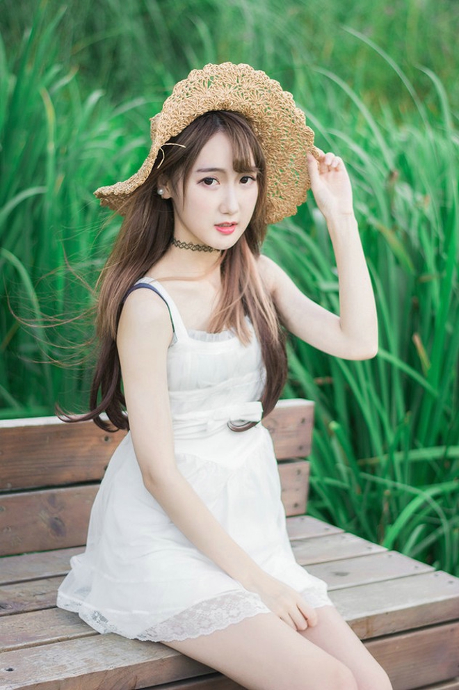 氧气美女午后阳光俏皮可爱靓丽写真