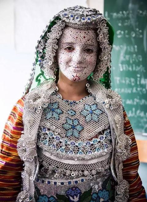 20国传统婚纱大合集，和风、欧系 这里一定有你的菜