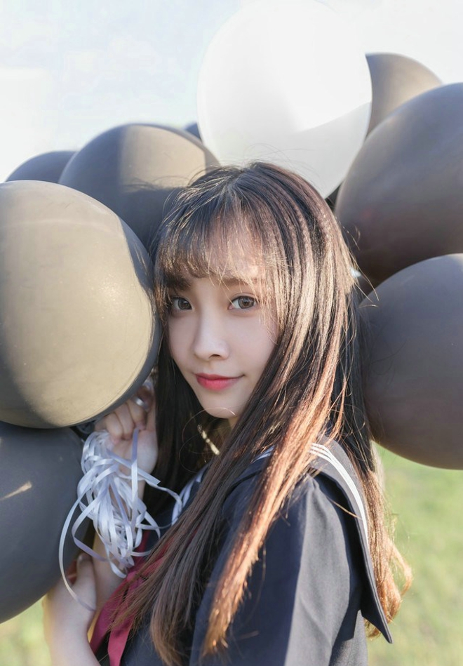 嗨森校服美女乌黑长发美女写真