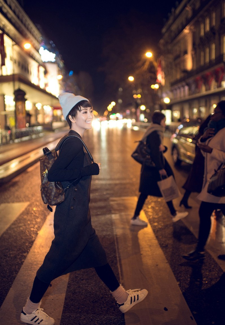 王鸥海边随拍清新自然而不做作