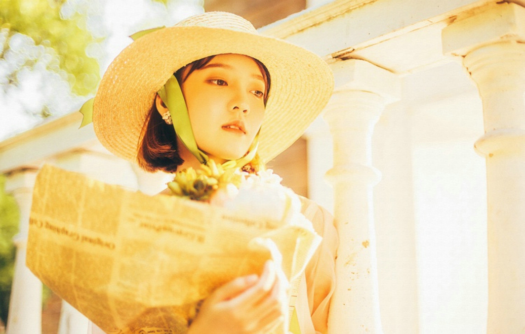 优雅古典美人暖色系气质唯美写真